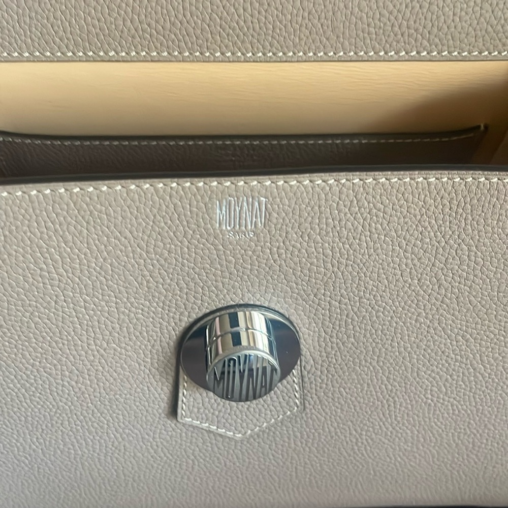 Discontinued MOYNAT Voyage Taurillon Blush PM Touterelle w/zip pouch & dust bags - Picture 11 of 15